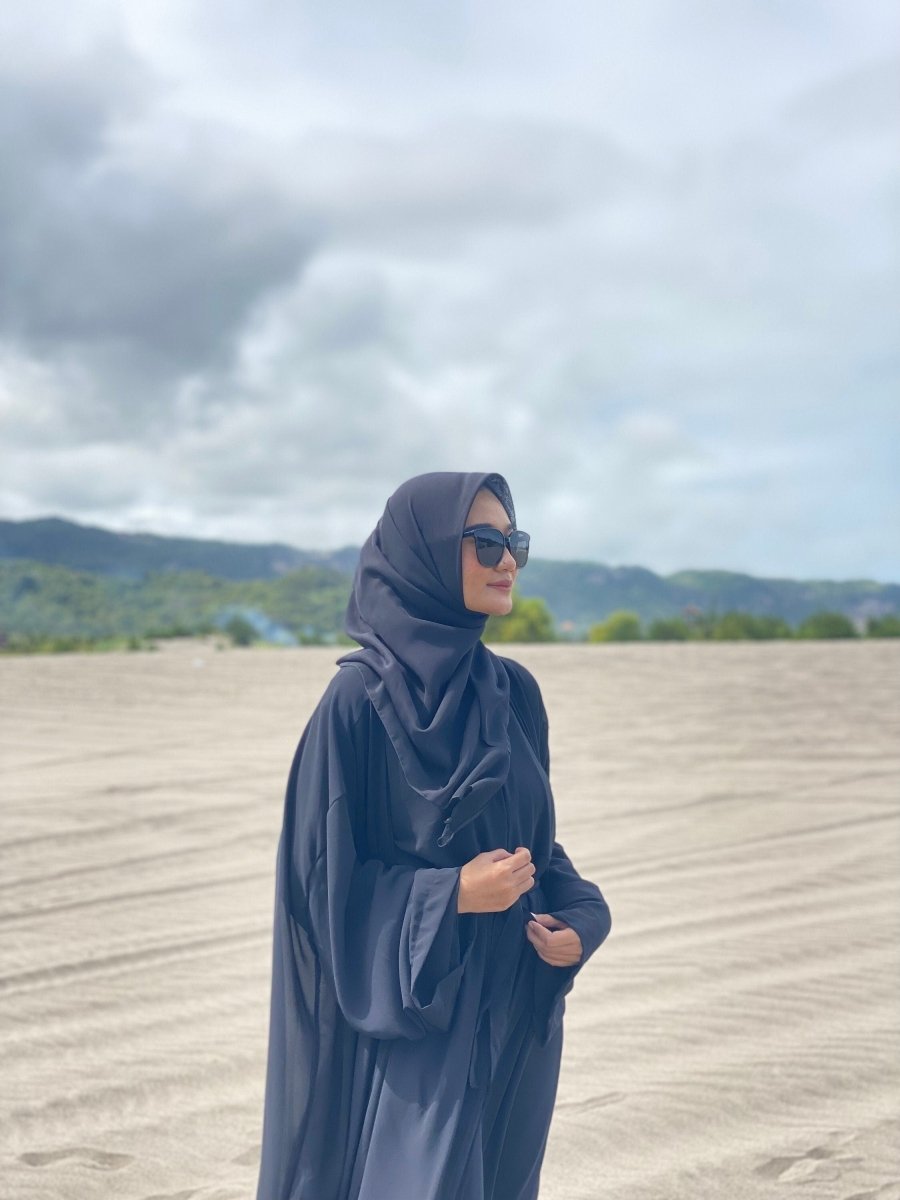 Modest Flowy Black Abaya for Women Muslim | Zhaviah