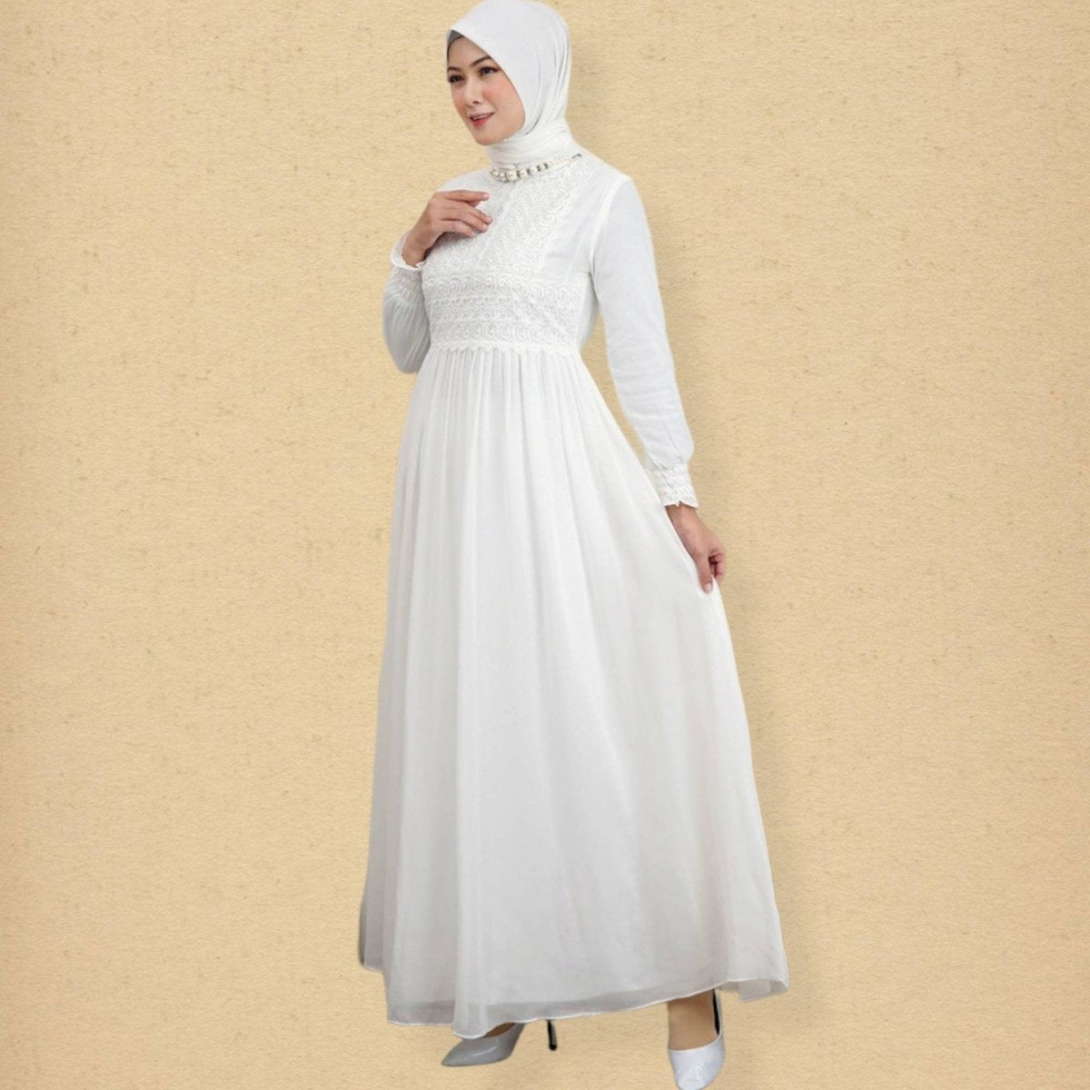 White Abaya Hajj and Umrah Clothing - Zhaviah