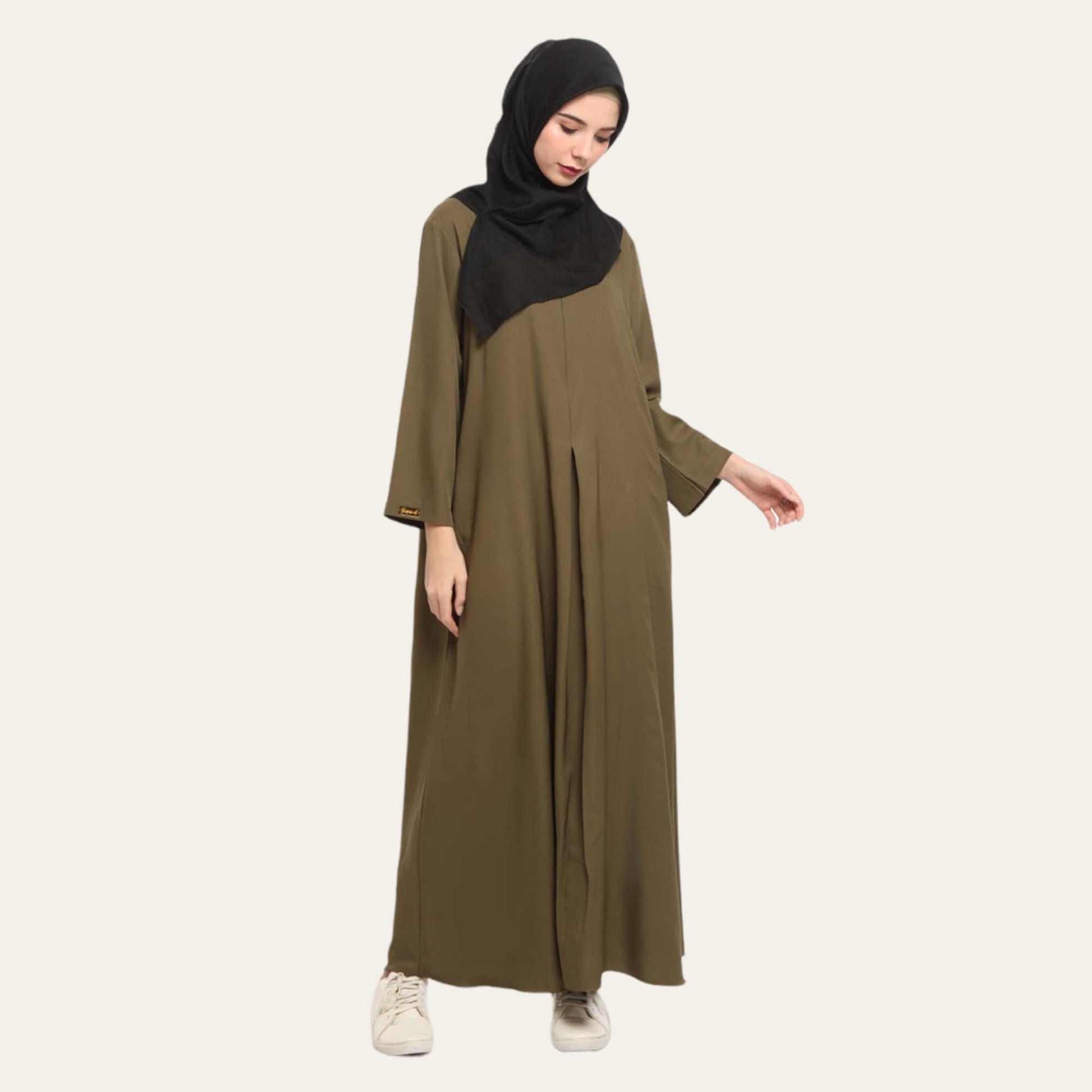Green Simple Modest Abaya Women for Hajj and Umrah | Zhaviah